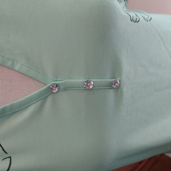 Floral Green Sleeveless Top - Picture 5 of 6